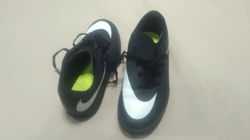 Chuteira society Nike original bom estado  - Foto 2
