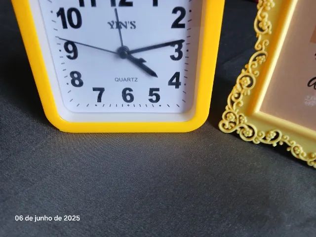 Relógio + porta retrato amarelinhos - Foto 2