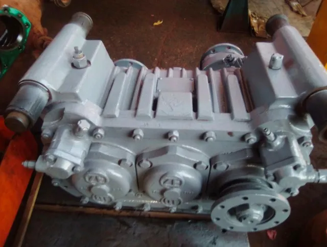 Vendo caixa de reduzida do caminhão 2213 2 cardan. caixa livre a ar, ZF do dodge