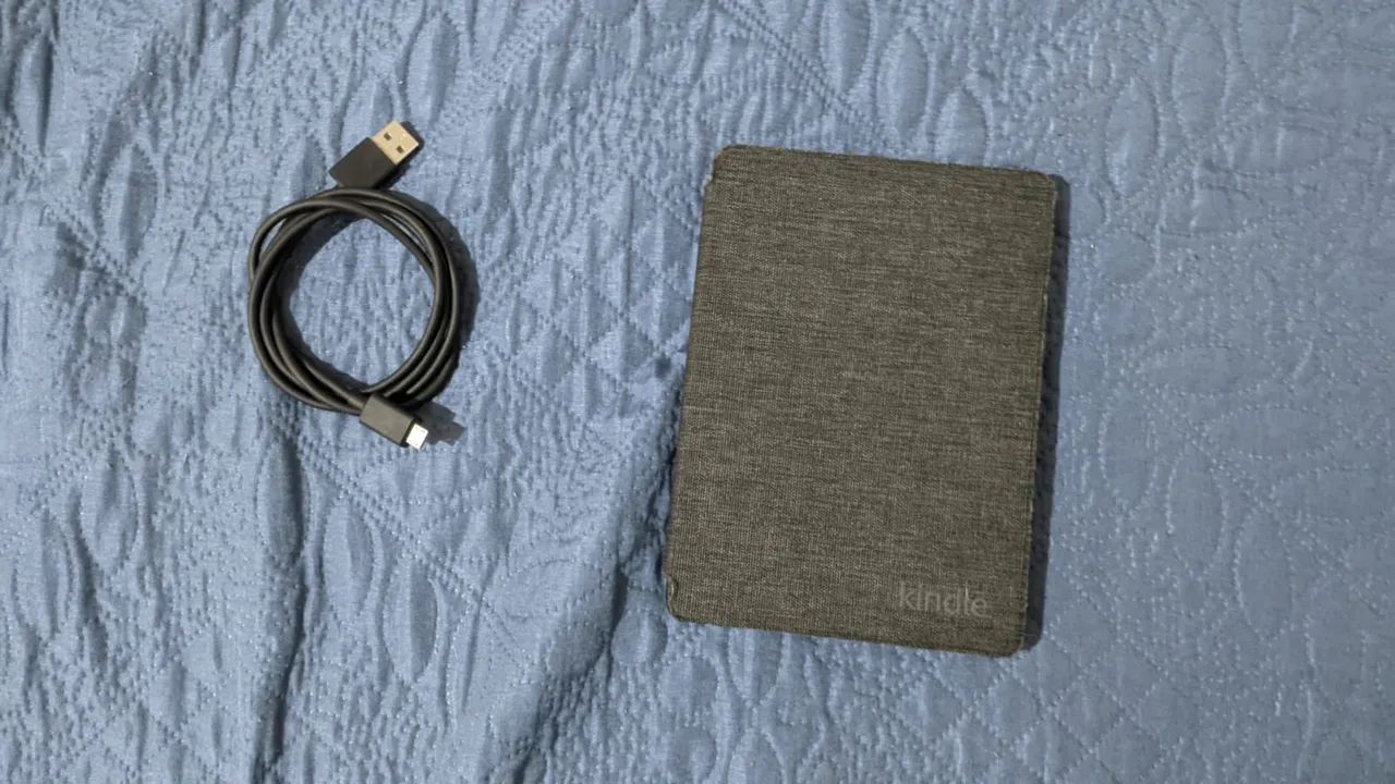 Kindle 10ª Geração - Com Capa Original - Foto 2