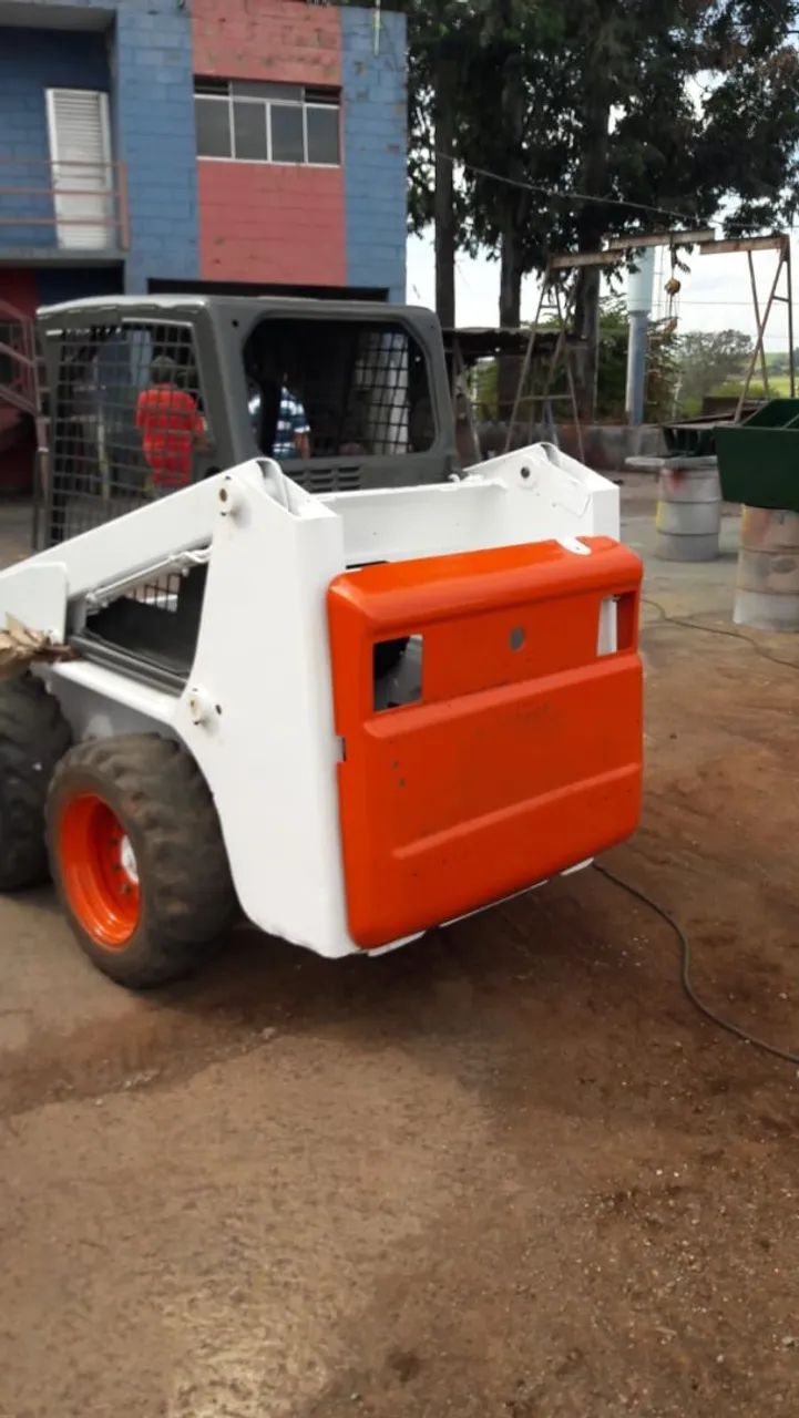 Bob CAT S130