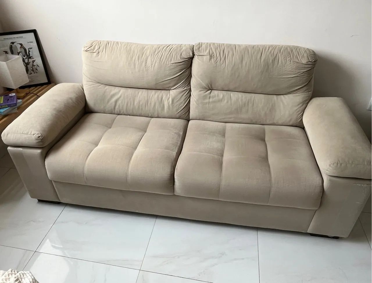 Sofá 2 lugares bege em ótimo estado