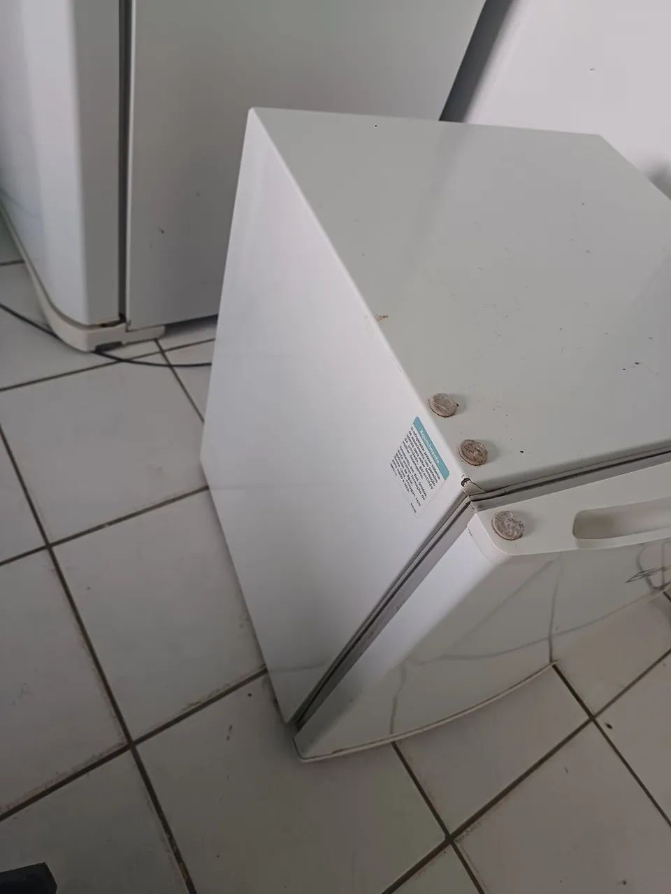 Frigobar eletrolux 80lts ótimas condições  - Foto 3