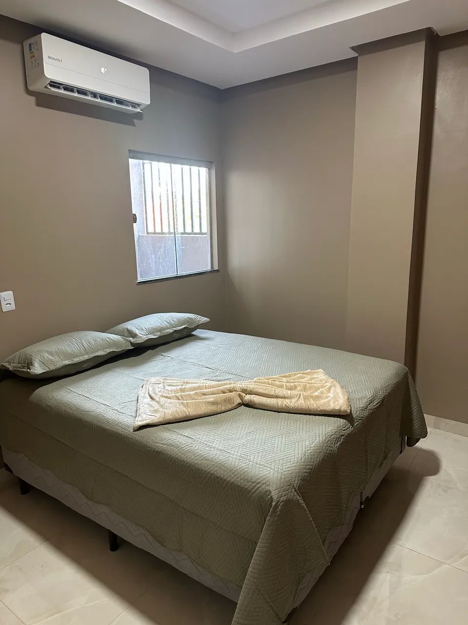 ALUGO APTO POR TEMPORADA - LOCALIZAÇÃO CENTRAL PERTO DE TUDO - Foto 5