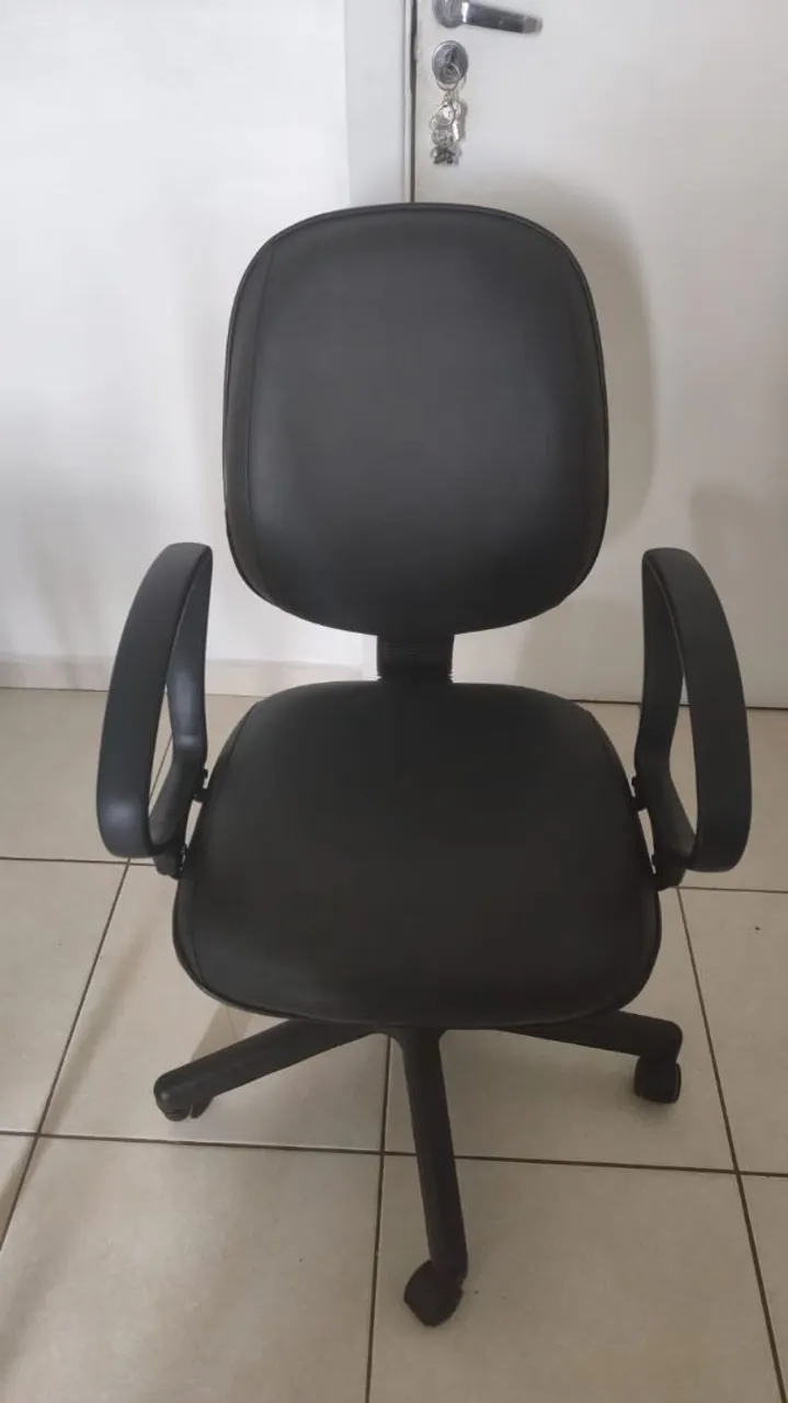 Cadeira de Escritório Giratória