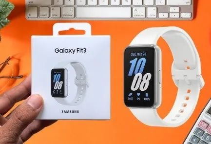 Samsung Galaxy Fit3 Lacrado na Cor Preto e Prata