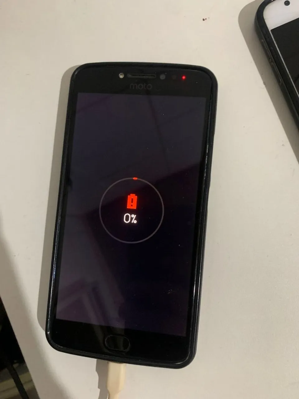 Moto e4 plus batería ruim Não carrega