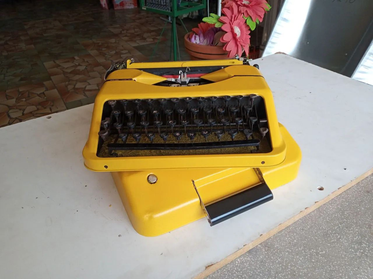 Máquina de Escrever Hermes Baby 