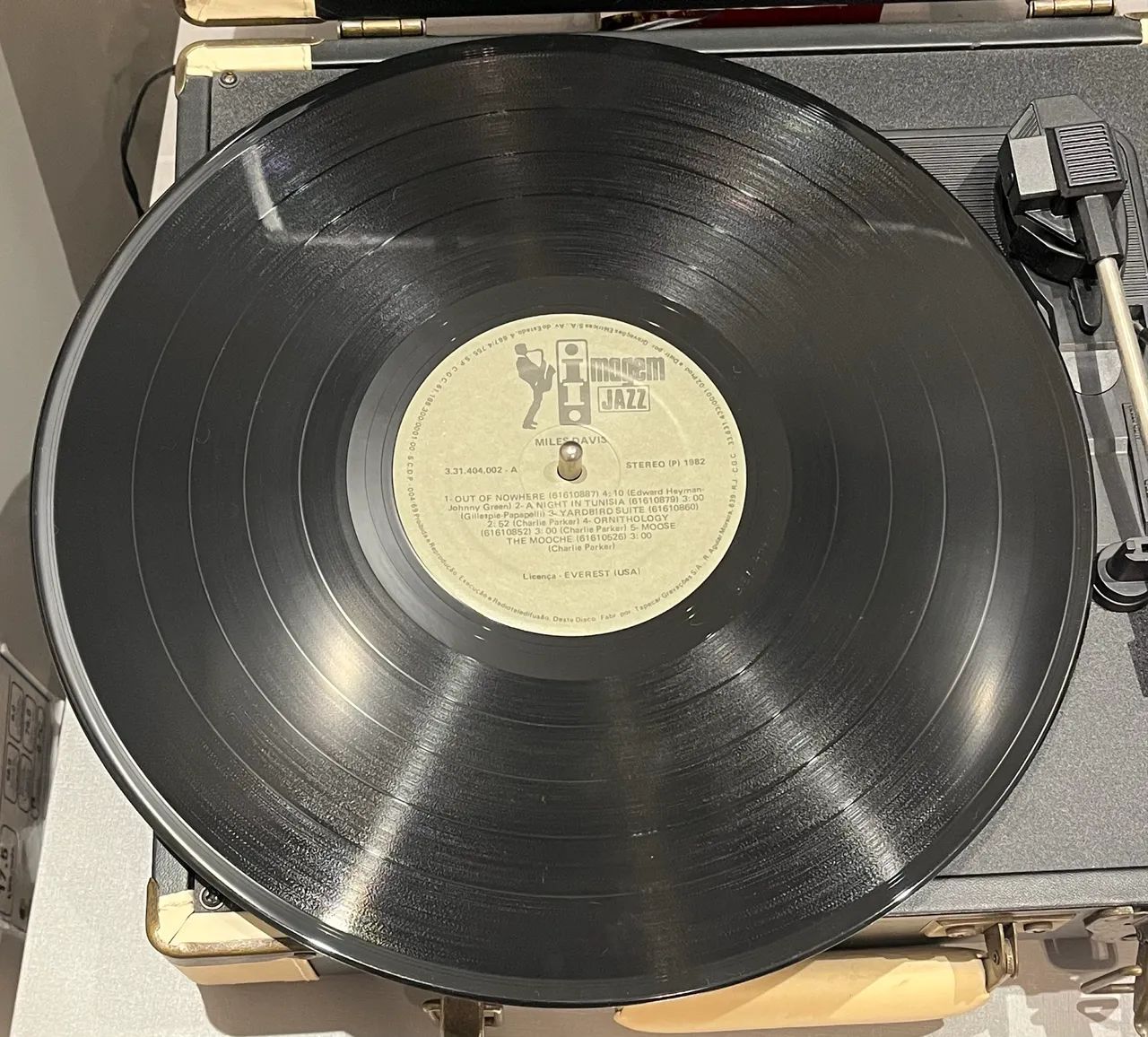 Lp Miles Davis (1982) - Foto 4