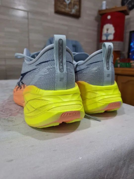 Tenis de corrida asics superblast 2 paris - Foto 3