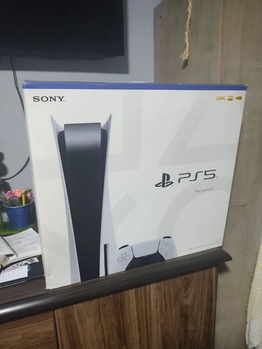 Playstation 5 Blu-ray com Dois Controles (Incluindo Scuf) - Excelente Estado!