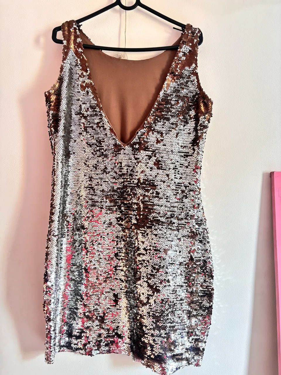 Vestido Brilhoso  - Foto 4