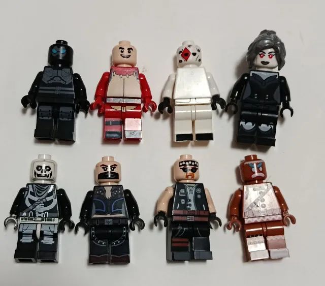 Kit 8 Minifiguras Variadas Similar Compatível com Lego