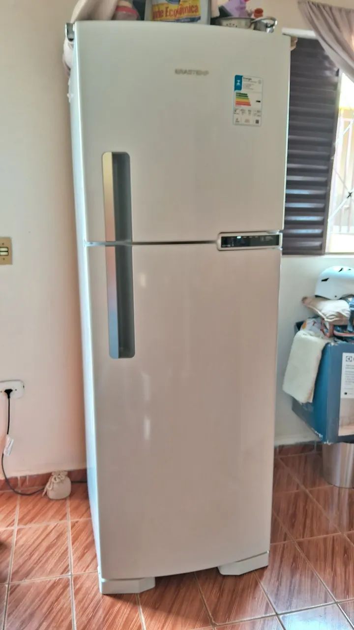 Vendo geladeira eletrolux - Foto 3