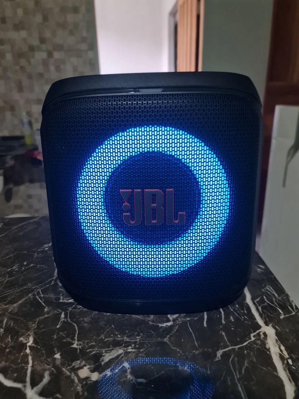 Caixa de som JBL  - Foto 2
