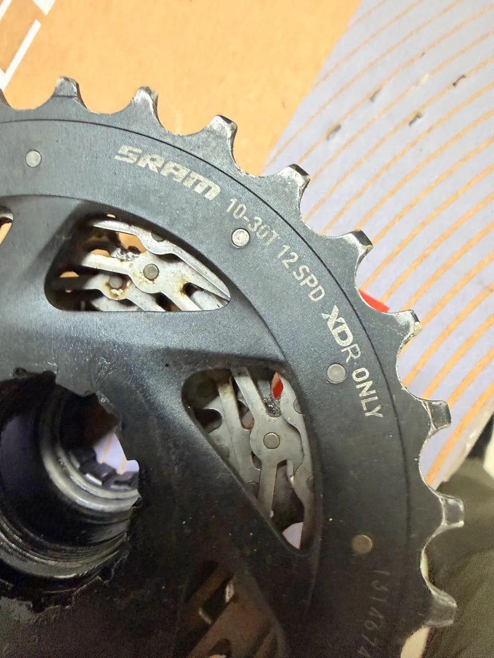 Cassete Sram Force AXS 10-30 12 velocidades  - Foto 3