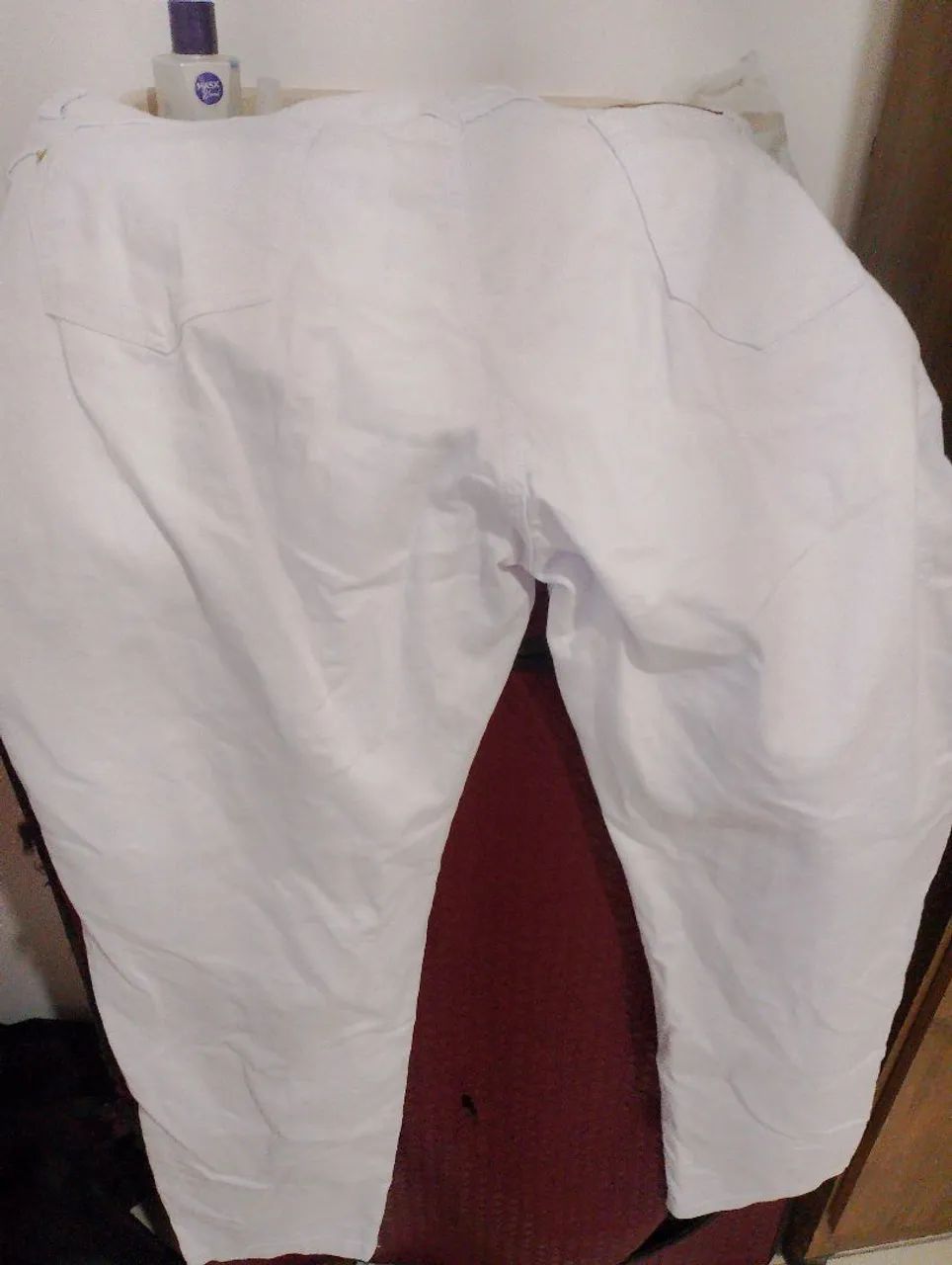  Vende calça jeans branca