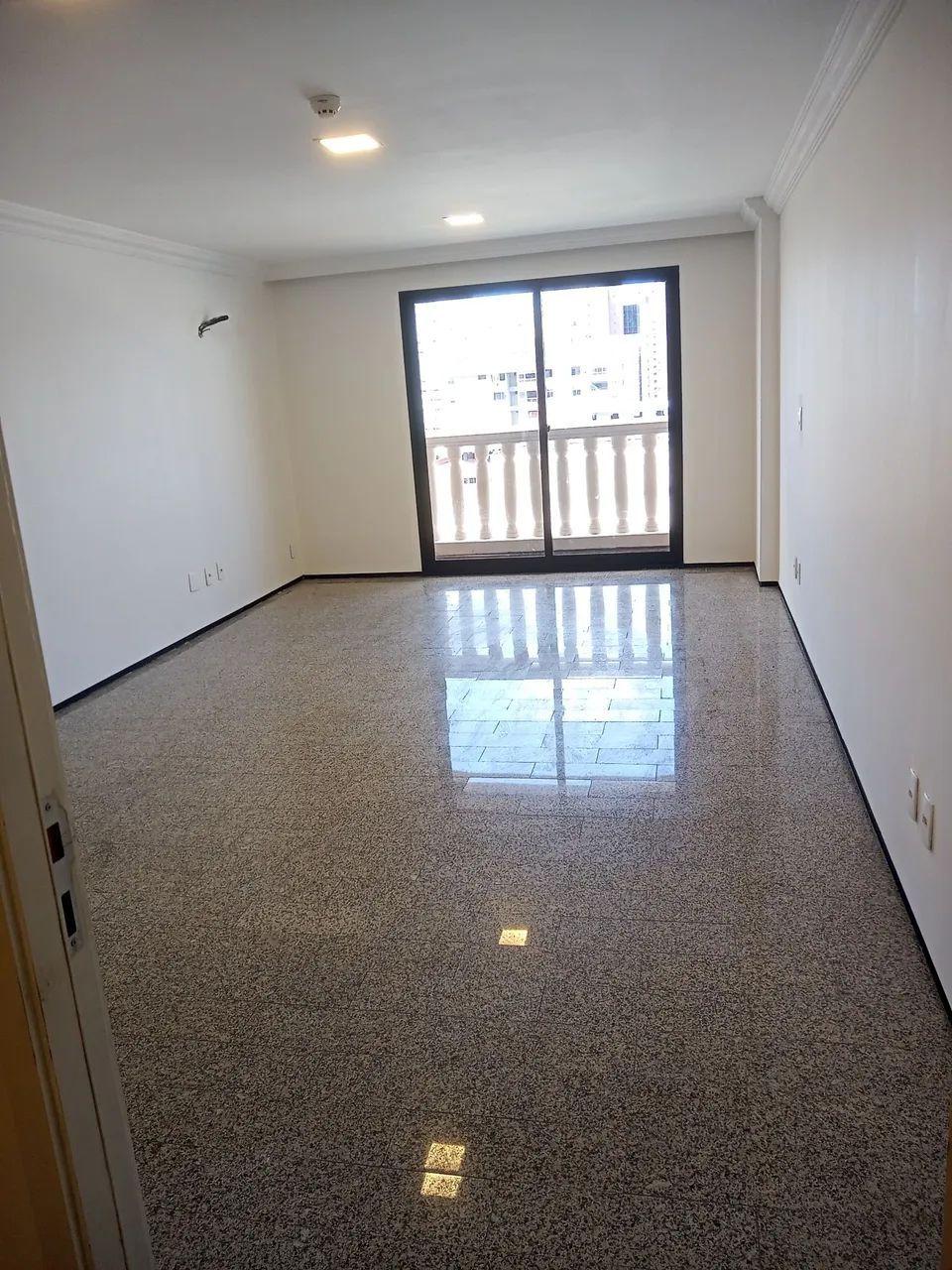 Excelente Sala Torre Del Paseo - Foto 4