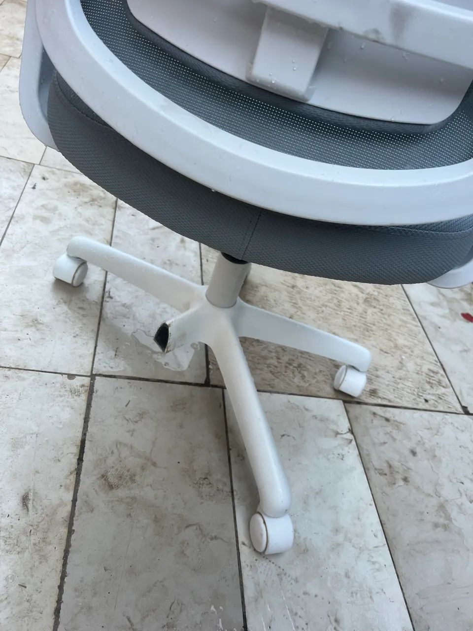 Cadeira ergonômica Astra Elements  - Foto 4