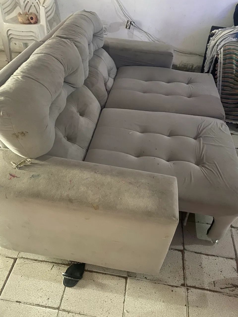 Vendo cama box e sofá 