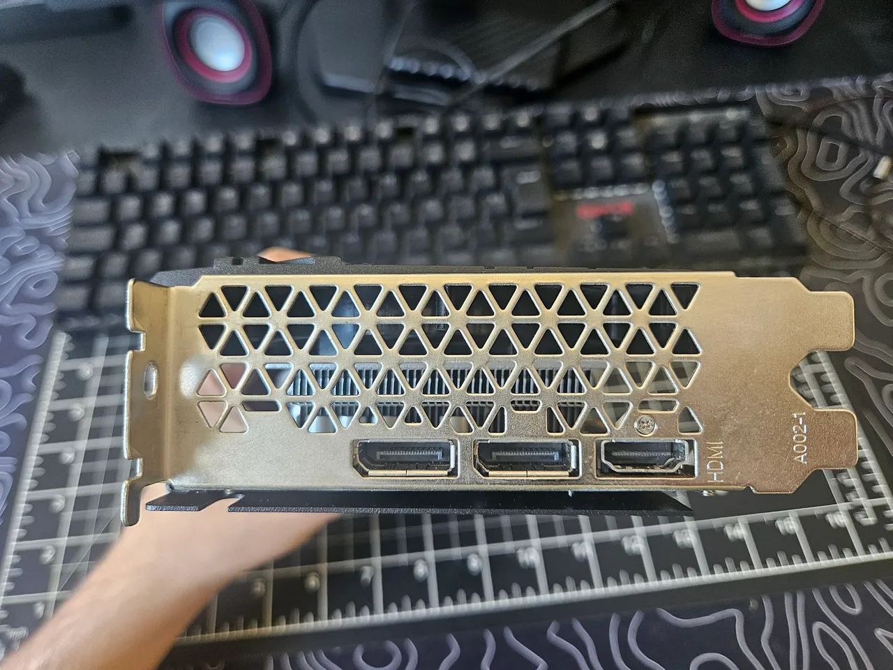 Rx 580 8gb (com defeito) - Foto 3