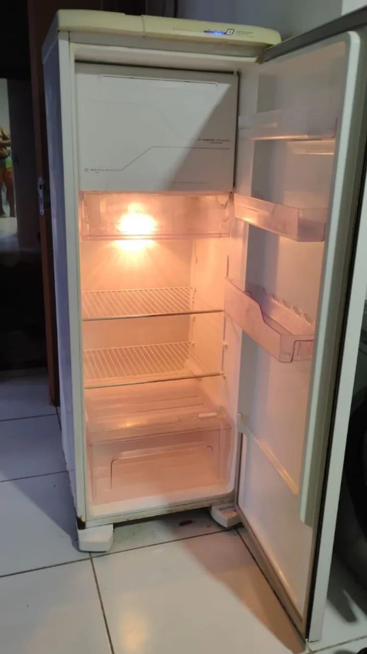 Gelatina Eletrolux,com marca de uso - Foto 5