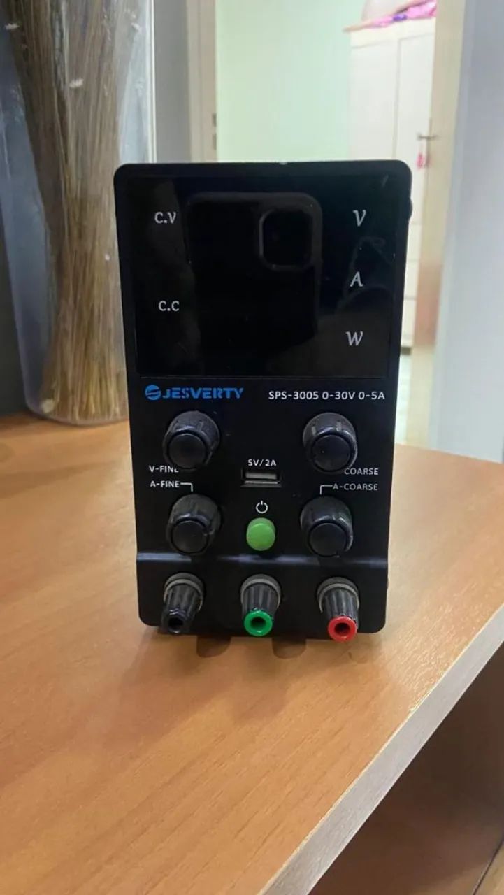 Fonte de bancada Jervesty SPS - 3005 + acessório  - Foto 3