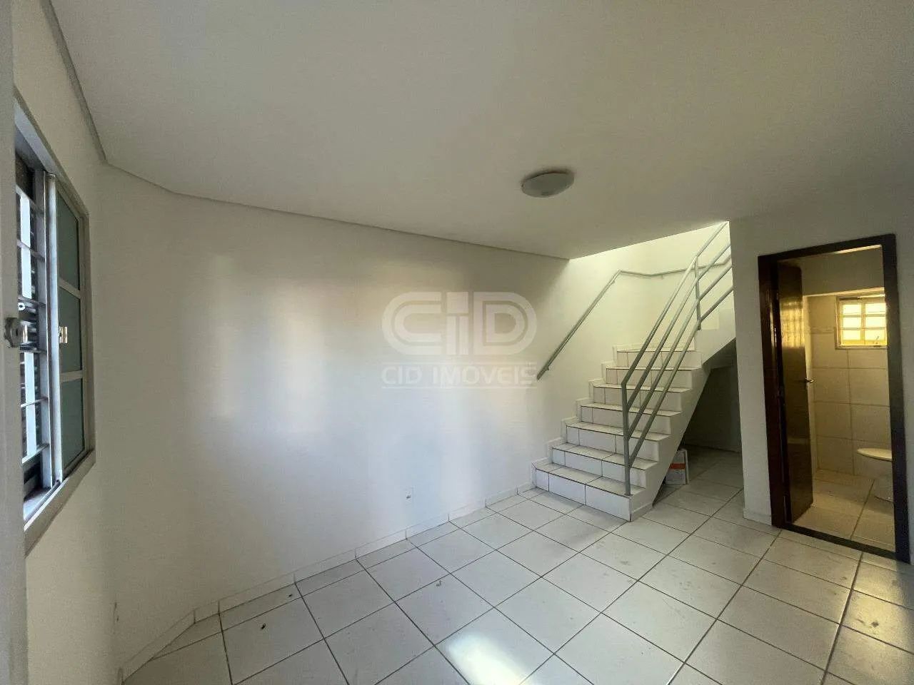 Sobrado com 02 Quartos Próximo à Av. Miguel Sutil - Foto 3