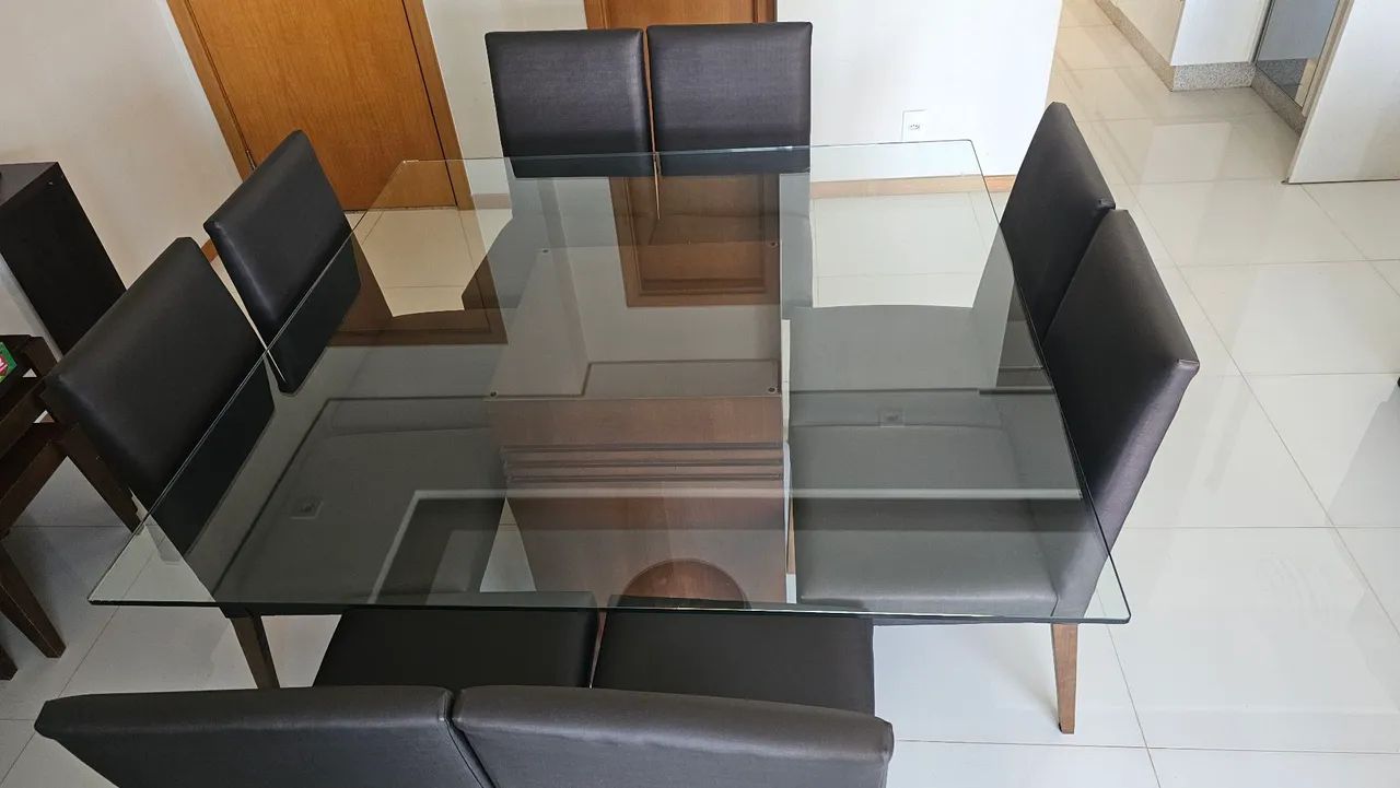 Mesa de vidro 8 lugares