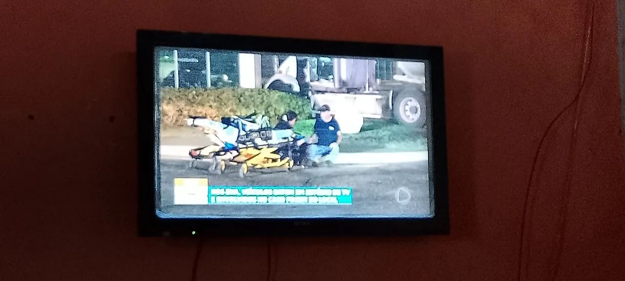 Tv Sony 42 polegadas  - Foto 4