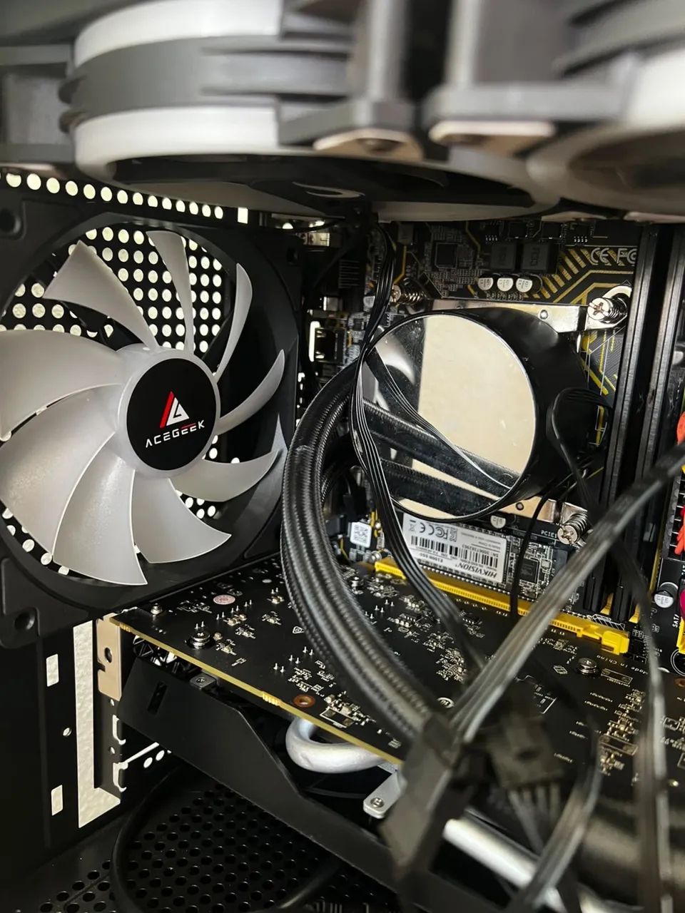 ? PC GAMER COMPLETO ? I5 10ª GERAÇÃO + RX 580 8GB  - Foto 2