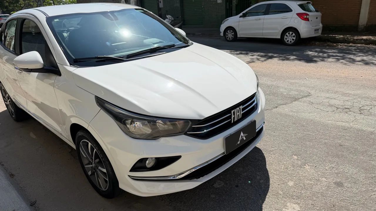 Fiat Cronos Precision 1.3 16V Flex Aut. 2023 - Foto 3