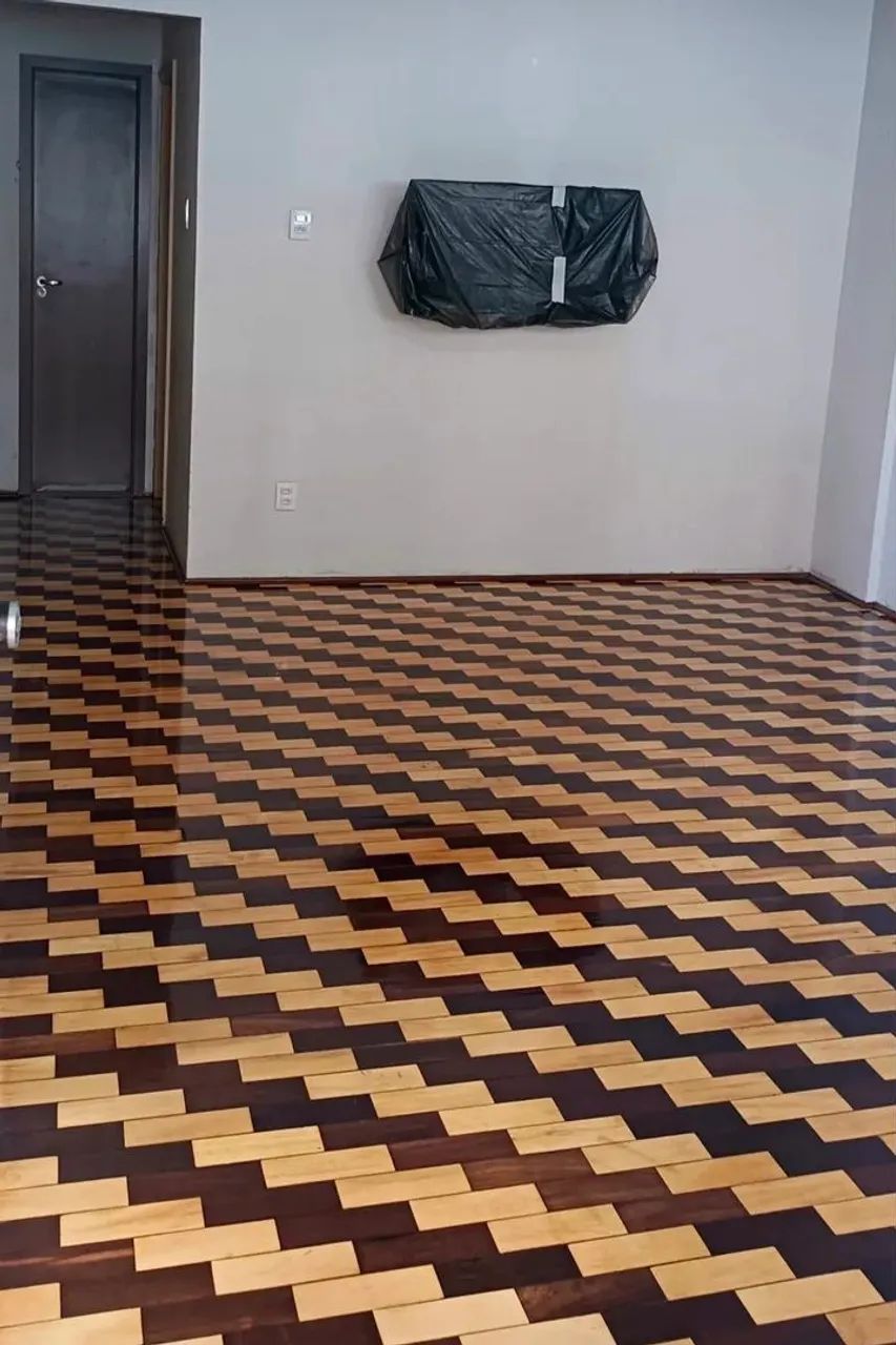 Restauração e renovação de pisos de madeira (tacos, tábuas corridas, deck...)  - Foto 4