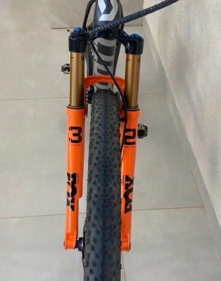 Fox Kashima 32