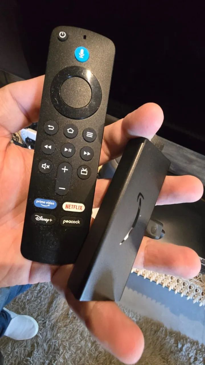 Amazon Fire TV Stick Full HD - Novíssimo - Alexa (Quase não usado!) Hd 2024 Ultima Geração - Foto 3