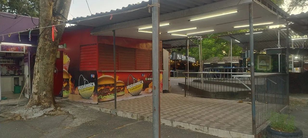 Alugo ou vendo trailer na praça da vila Kennedy 