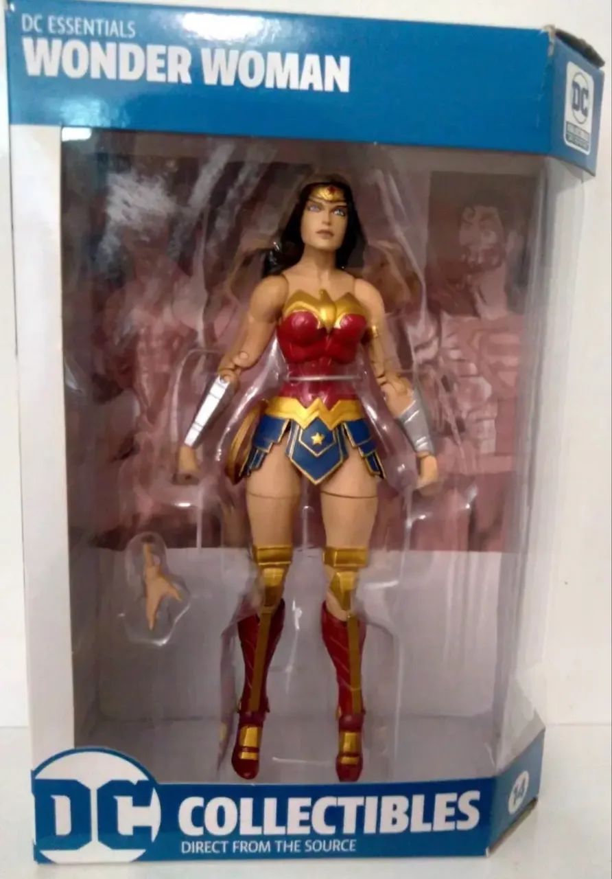 Wonder Woman Dc Essentials - Hobbies e coleções - Centro