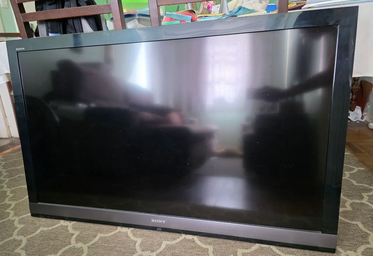 TV Sony 52" KDL-52EX705 - Não funciona (retirada de peças)