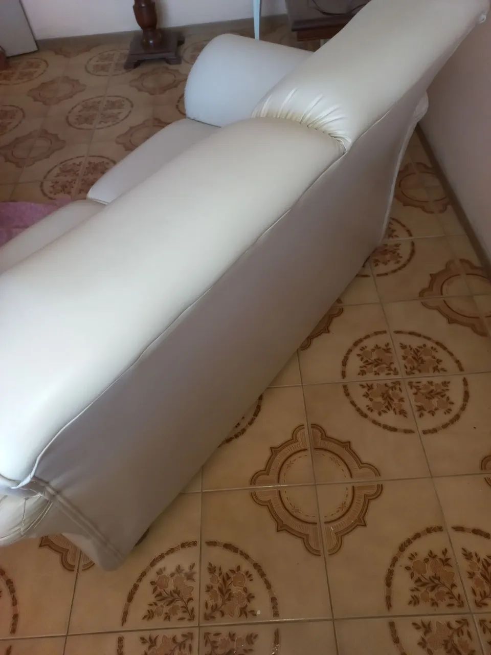 Sofá 2 lugares em material sintético  - Foto 3