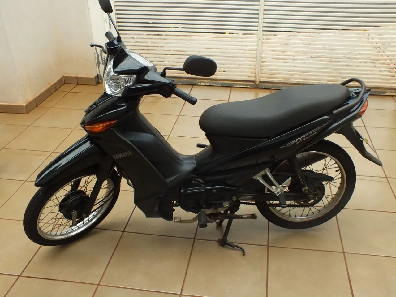 YAMAHA CRYPTON 2010 - Foto 2