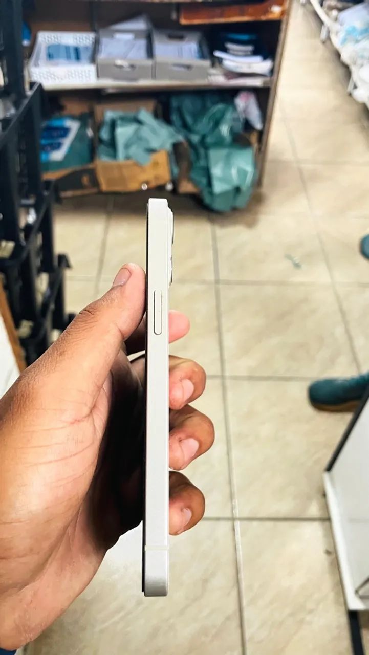 iPhone 13 128GB SEM MARCAS DE USO - Foto 3