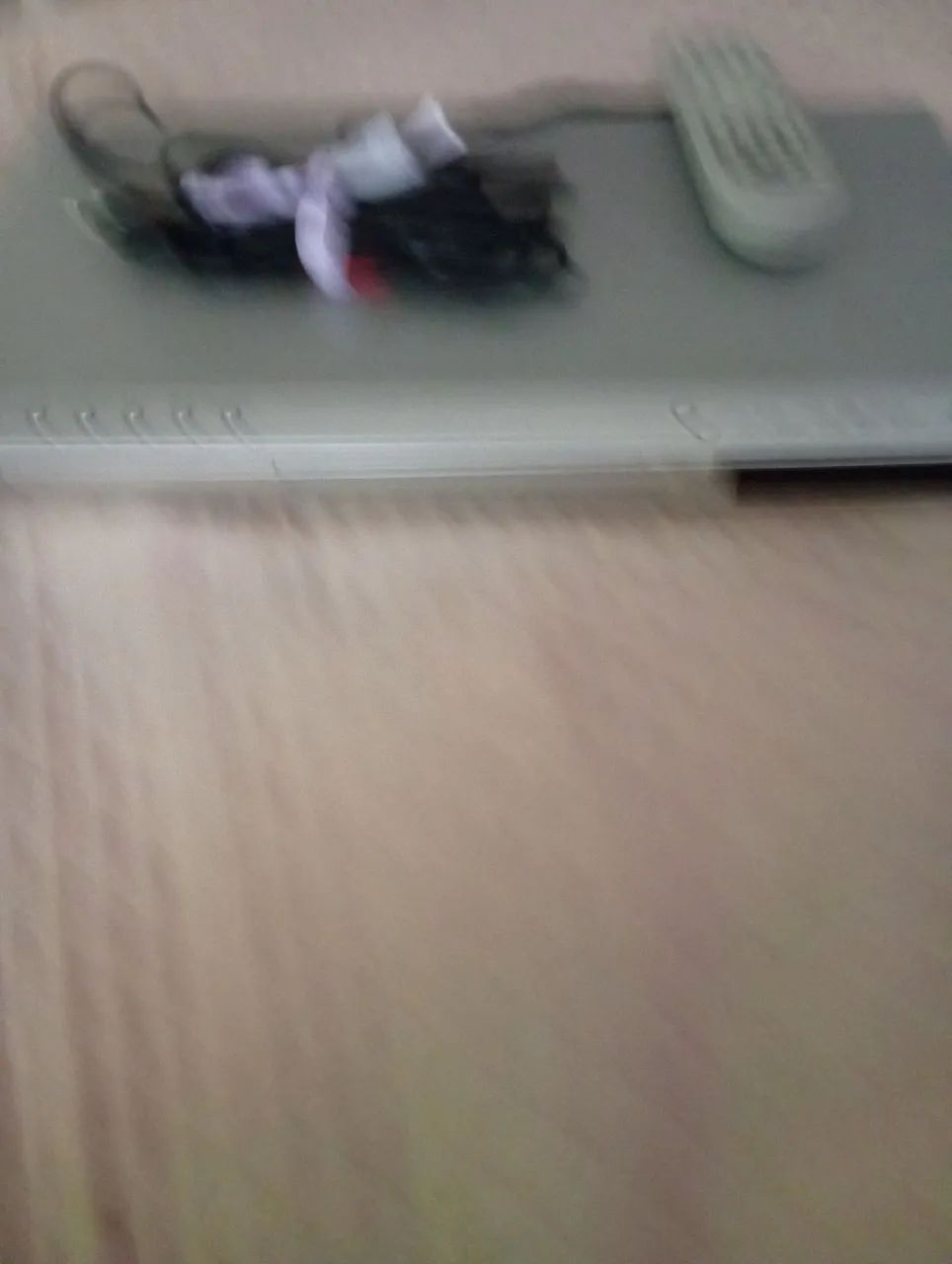 Vendo um DVD CD player marca Semp