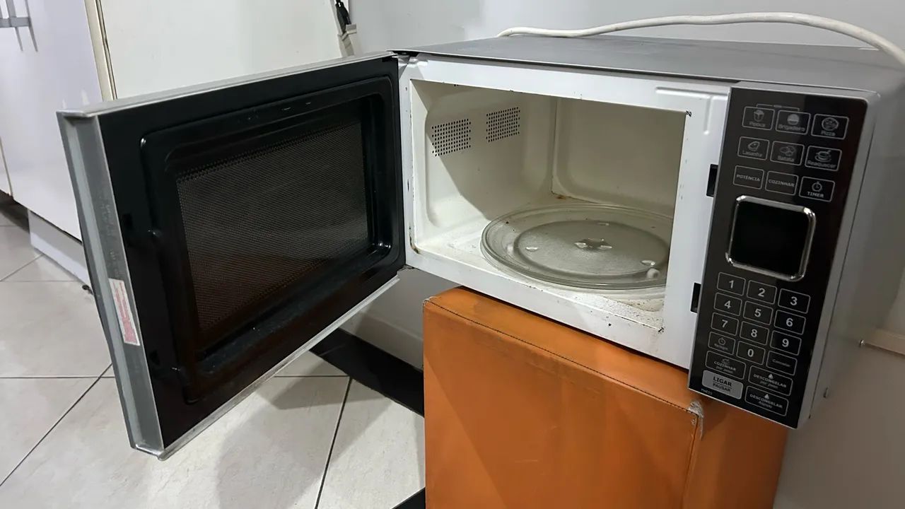 Microondas Philco 25 litros espelhado - Foto 2