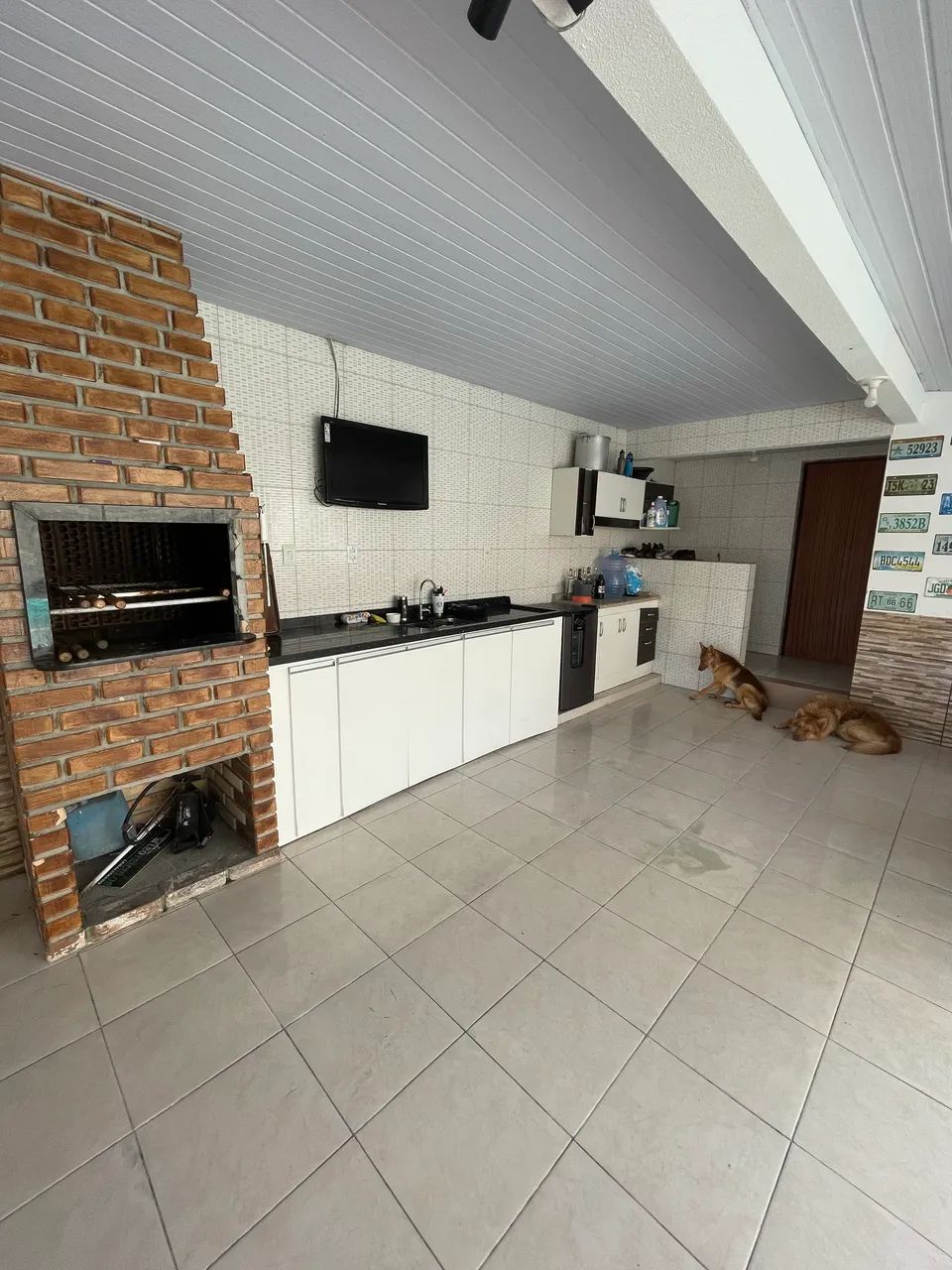 Vendo casa com 5 apartamentos e uma kit net  - Foto 3