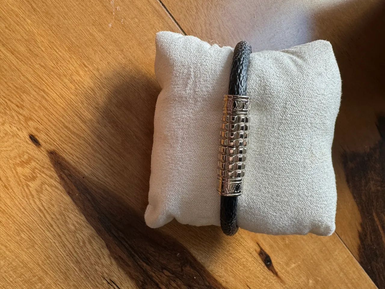 Pulseira masculina LOUIS VUITTON  - Foto 2