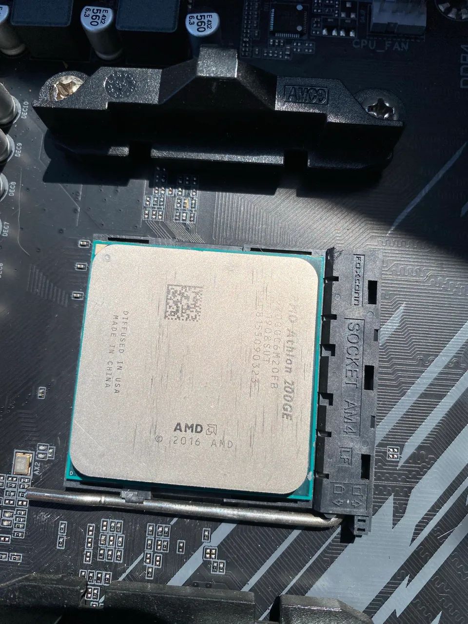 AMD Athlon 200ge 