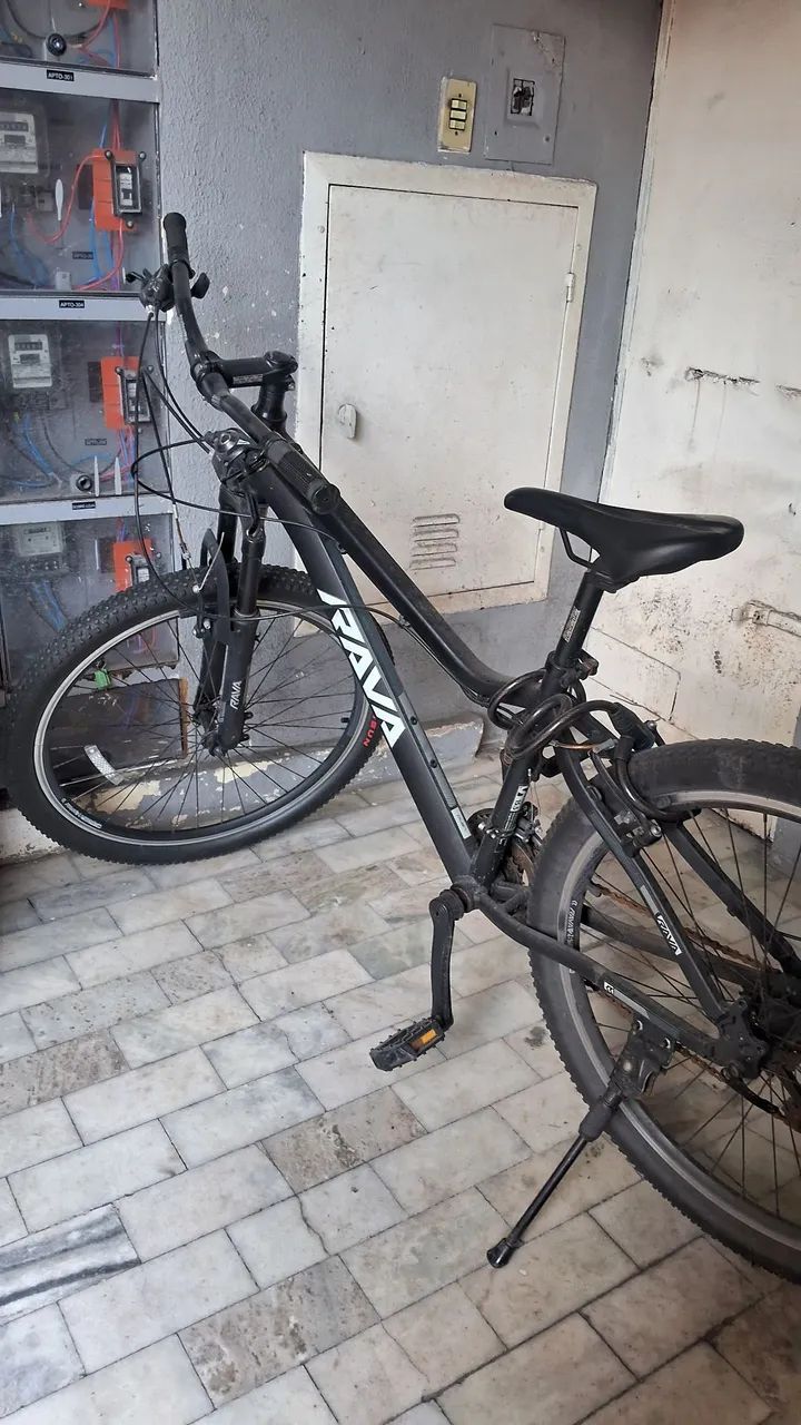BICICLETA RAVA SEMI NOVA  - Foto 3