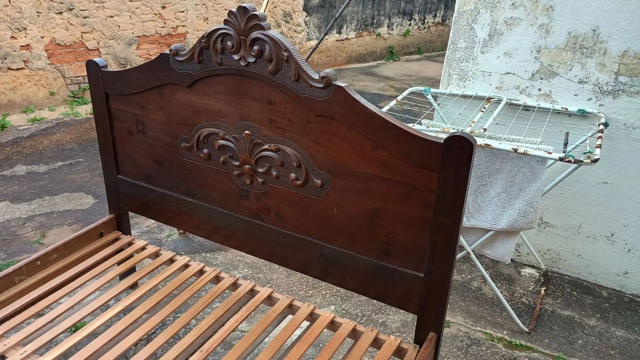 Cama de casal madeira maciça  - Foto 2