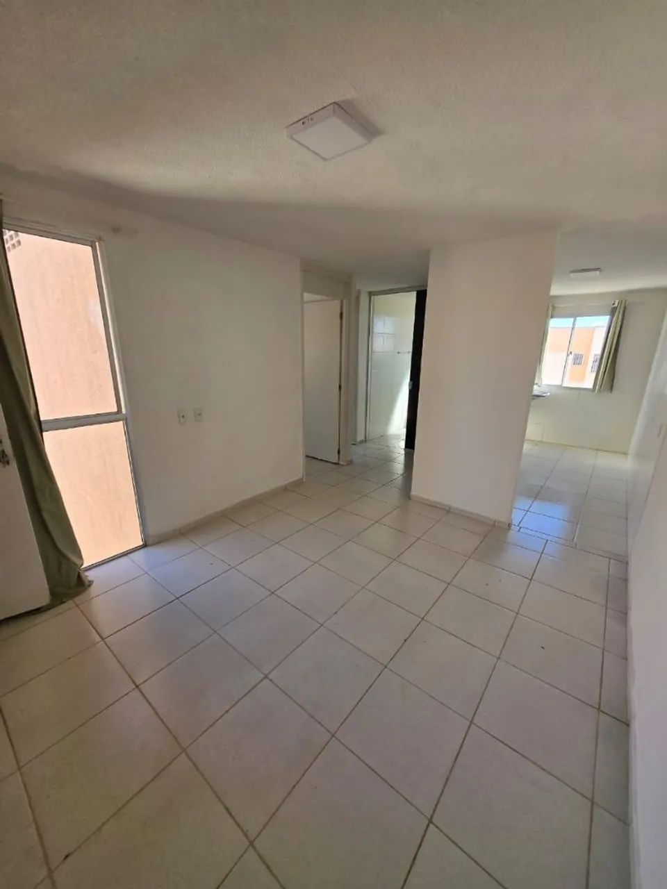 Alugo apartamento no Paranoá Parque 