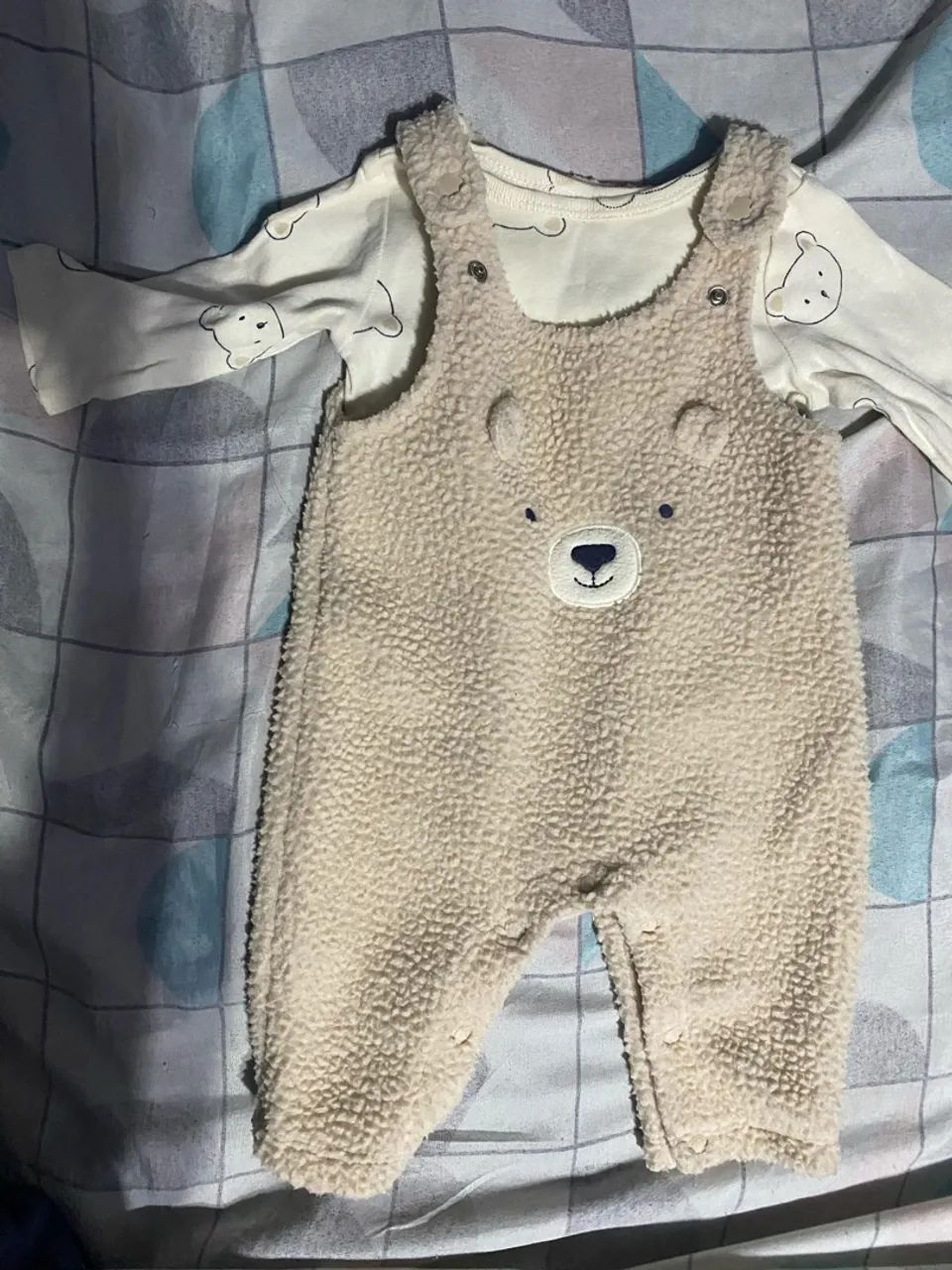 Cadeirinha de balanço e macacão  - Foto 2